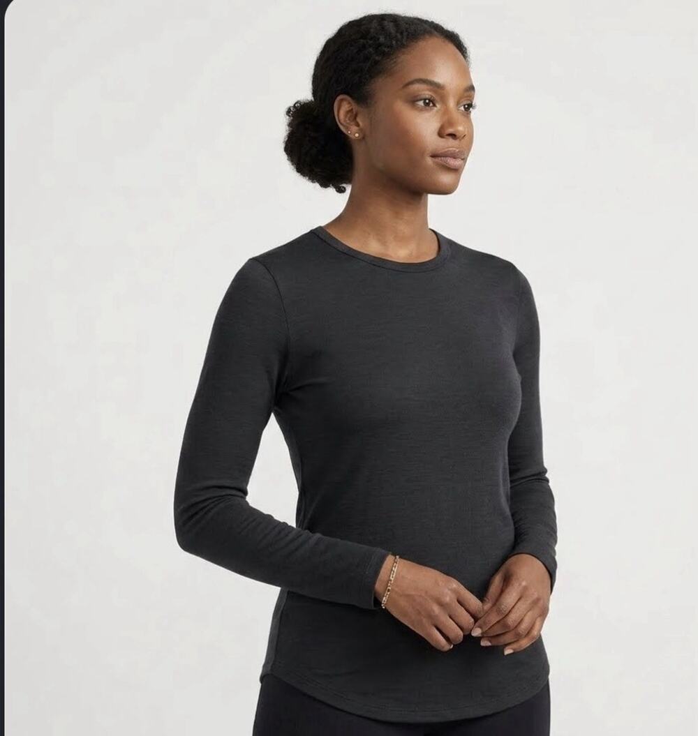 Segments Shirt Womens Medium Black 100% Merino Wool Long Sleeve Base Layer Top
